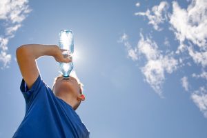 Canicule 2025 : Conseils essentiels pour bien se protéger cet été