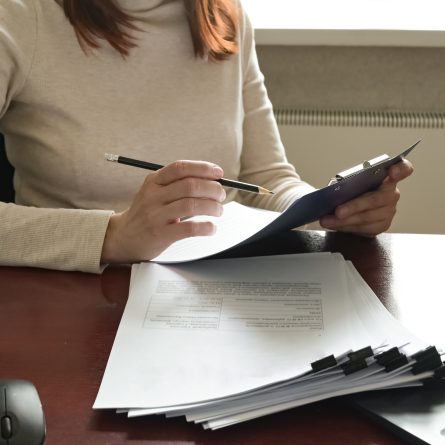 Un transfert de charge, c’est quoi ?